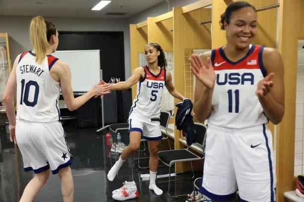 Skylar Diggins-Smith of the USA Women's National Team high fives Breanna Stewart of the USA Women's National Team after winning the Gold Medal Game...
