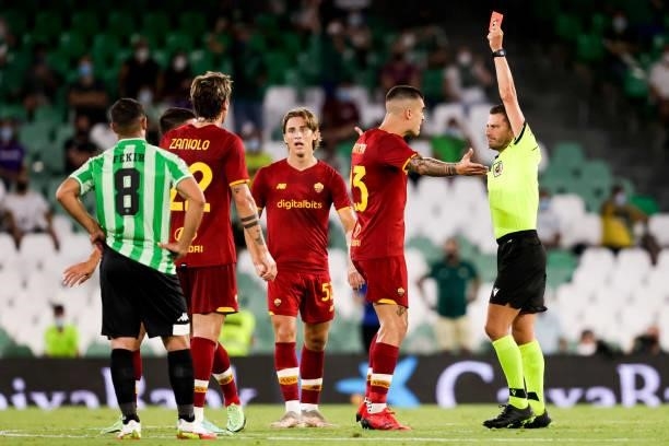 Nicolo Zaniolo of AS Roma, Lorenzo Pellegrini of AS Roma, Gianluca Mancini of AS Roma, referee Jorge Figueroa Vazquez during the Club Friendly match...