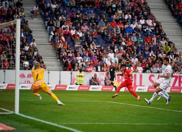 Karim Adeyemi of FC Red Bull Salzburg misses a goal during the Admiral Bundesliga match between FC Red Bull Salzburg and Austria Wien at the Red Bull...