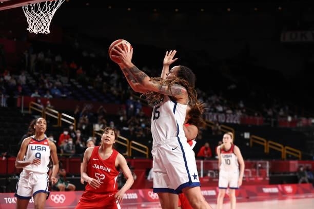 Brittney Griner of the USA Women's National Team drives to the basket against the Japan Women's National Team during the Gold Medal Game of the 2020...