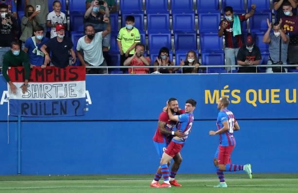 Memphis Depay goal celebration during the match between FC Barcelona and Juventus, corresponding to the friendy Joan Gamper Trophy, played at the...