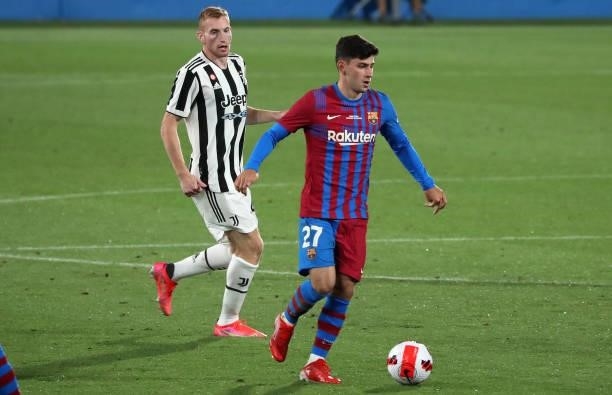 Yusuf Demir and Dejan Kulusevski during the match between FC Barcelona and Juventus, corresponding to the friendy Joan Gamper Trophy, played at the...