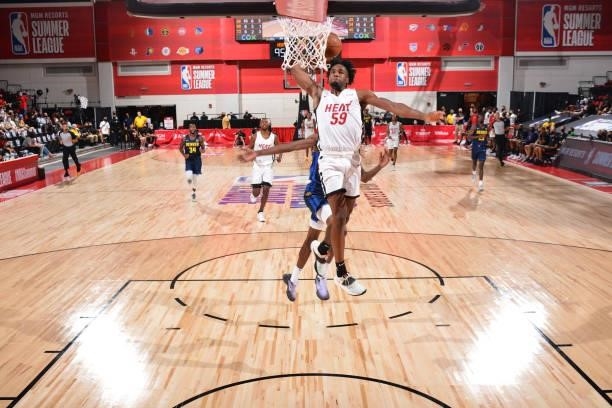 Nembhard of the Miami Heat dunks during the game against the Denver Nuggets during the 2021 Las Vegas Summer League on August 8, 2021 Cox Pavilion in...