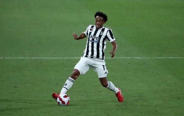 Juan Cuadrado during the match between FC Barcelona and Juventus, corresponding to the friendy Joan Gamper Trophy, played at the Johan Cruyff...