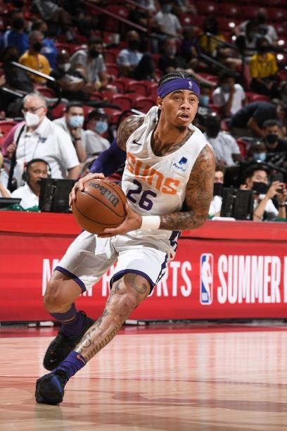 Nate Mason of the Phoenix Suns drives to the basket against the Phoenix Suns during the 2021 Las Vegas Summer League on August 8, 2021 at the Thomas...