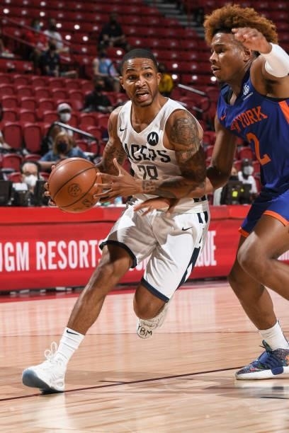 Keifer Sykes of the Indiana Pacers drives to the basket during the 2021 Las Vegas Summer League on August 9, 2021 at the Thomas & Mack Center in Las...