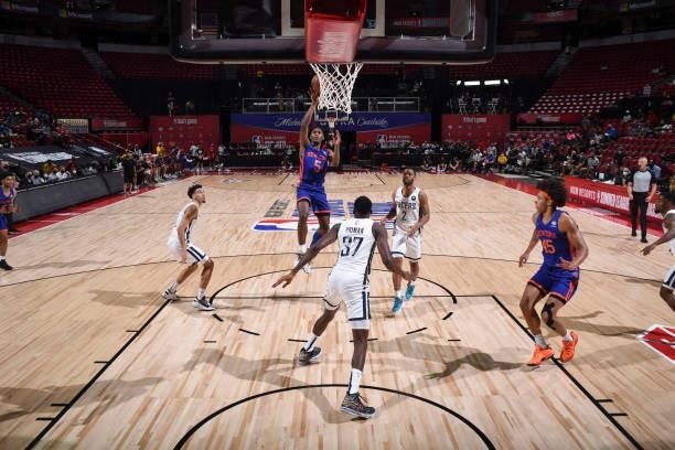 Immanuel Quickley of the New York Knicks shoots the ball during the 2021 Las Vegas Summer League on August 9, 2021 at the Thomas & Mack Center in Las...