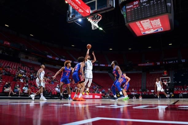 Bennie Boatwright of the Indiana Pacers shoots the ball during the 2021 Las Vegas Summer League on August 9, 2021 at the Thomas & Mack Center in Las...