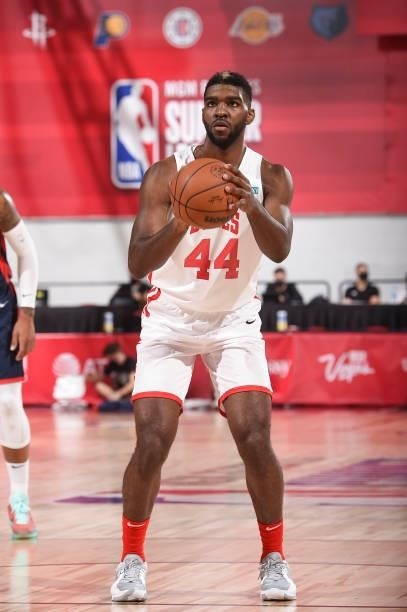 Patrick Williams of the Chicago Bulls shoots a free throw during the 2021 Las Vegas Summer League on August 9, 2021 at the Cox Pavilion in Las Vegas,...