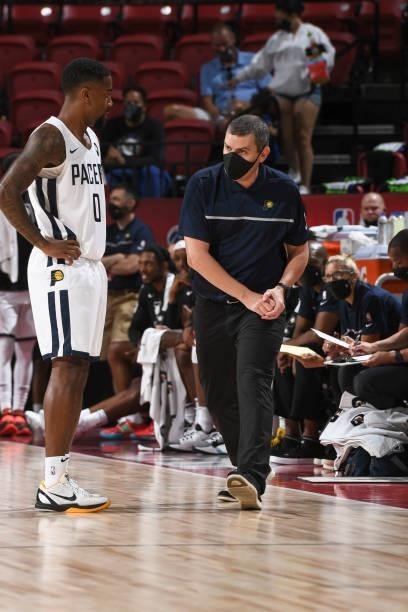 Mike Weinar of the Indiana Pacers talks to Jordan Bone of the Indiana Pacers during the 2021 Las Vegas Summer League on August 9, 2021 at the Thomas...