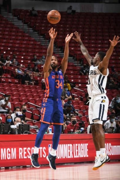 Wayne Selden of the New York Knicks shoots the ball during the 2021 Las Vegas Summer League on August 9, 2021 at the Thomas & Mack Center in Las...