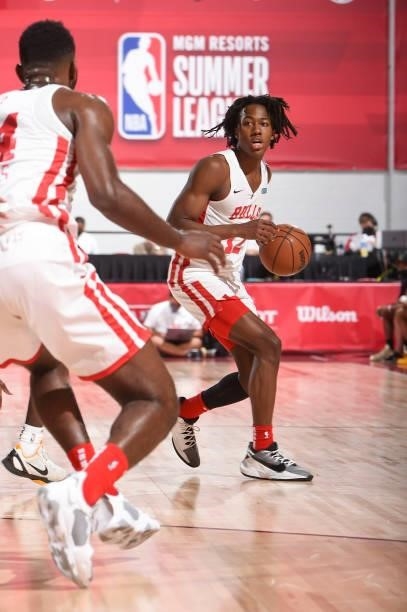 Ayo Dosunmu of the Chicago Bulls handles the ball during the 2021 Las Vegas Summer League on August 9, 2021 at the Cox Pavilion in Las Vegas, Nevada....