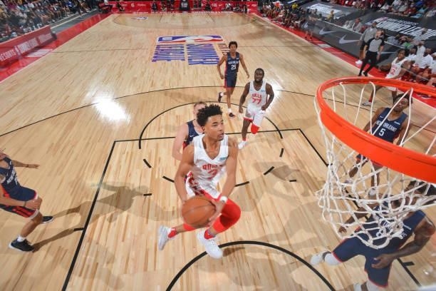 Devon Dotson of the Chicago Bulls drives to the basket during the 2021 Las Vegas Summer League on August 9, 2021 at the Cox Pavilion in Las Vegas,...