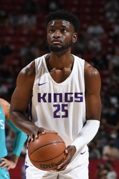 Chimezie Metu of the Sacramento Kings shoots a free throw during the game against the Charlotte Hornets during the 2021 Las Vegas Summer League on...
