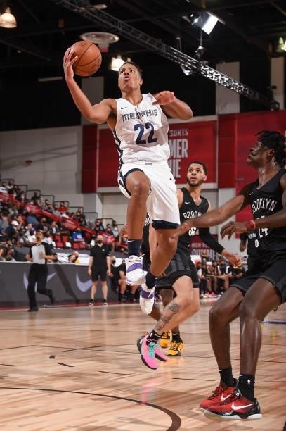 Desmond Bane of the Memphis Grizzlies drives to the basket during the 2021 Las Vegas Summer League on August 9, 2021 at the Cox Pavilion in Las...