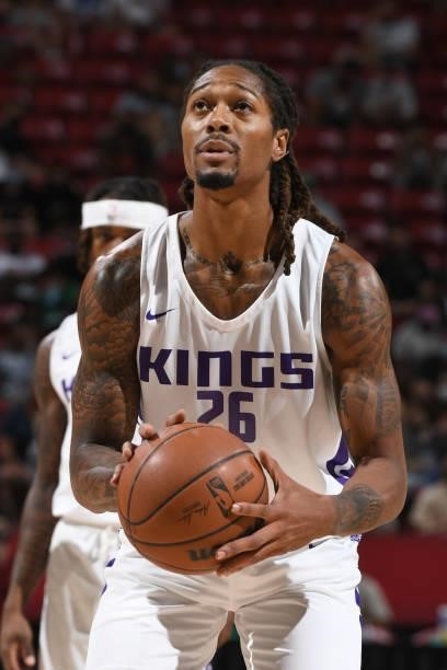 Emanuel Terry of the Sacramento Kings shoots a free throw during the game against the Charlotte Hornets during the 2021 Las Vegas Summer League on...