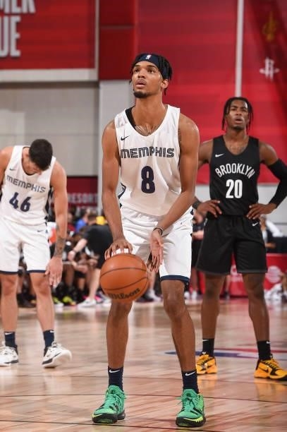 Ziaire Williams of the Memphis Grizzlies shoots a free throw during the 2021 Las Vegas Summer League on August 9, 2021 at the Cox Pavilion in Las...