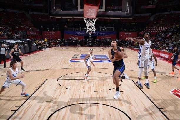 Jalen Suggs of the Orlando Magic drives to the basket against the Golden State Warriors during the 2021 Las Vegas Summer League on August 9, 2021 at...
