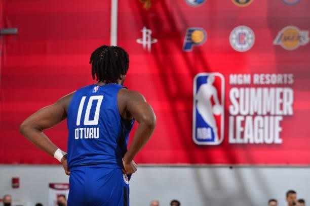 Daniel Oturu of the LA Clippers looks on against the Milwaukee Bucks during the 2021 Las Vegas Summer League on August 9, 2021 at the Cox Pavilion in...