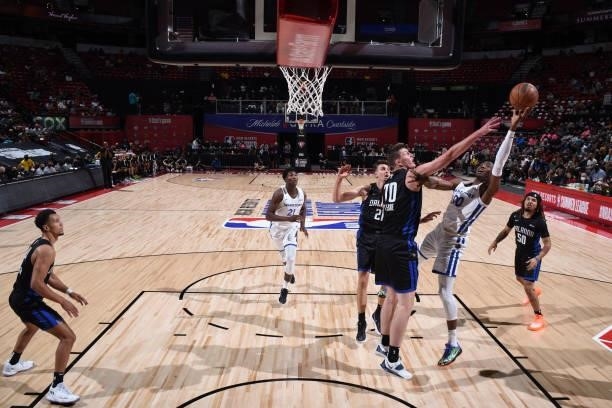 Jonathan Kuminga of the Golden State Warriors shoots the ball against the Orlando Magic during the 2021 Las Vegas Summer League on August 9, 2021 at...