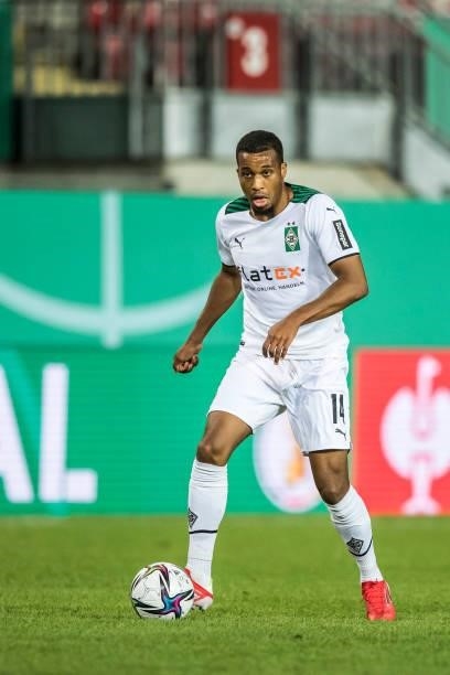 Alassane Plea of Borussia Moenchengladbach in action during the first Round DFB-Cup match between 1. FC Kaiserslautern and Borussia Moenchengladbach...
