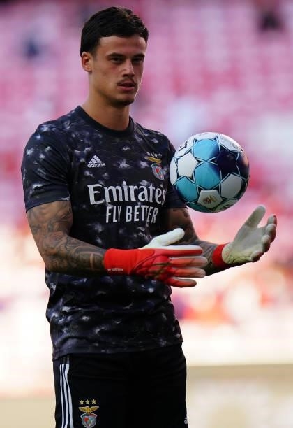 Mile Svilar of SL Benfica in action during warm up before the start of the UEFA Champions League Third Qualifying Round Leg Two match between SL...