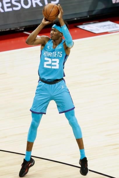 Kai Jones of the Charlotte Hornets shoots the ball against the Sacramento Kings during the 2021 Las Vegas Summer League on August 9, 2021 at the...