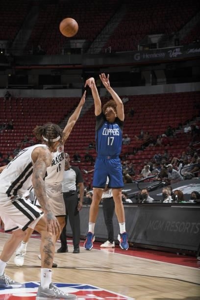 Jason Preston of the LA Clippers shoots the ball against the Portland Trail Blazers during the 2021 Las Vegas Summer League on August 10, 2021 at the...