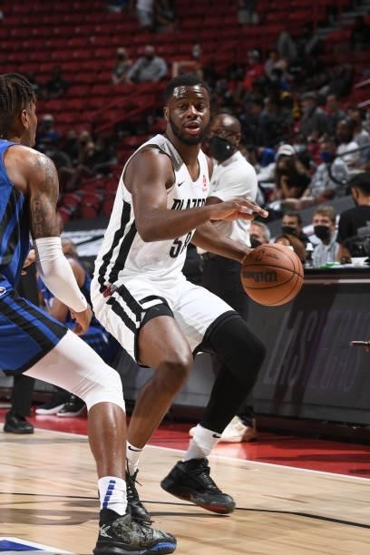 Emmanuel Mudiay of the Portland Trail Blazers handles the ball against the LA Clippers during the 2021 Las Vegas Summer League on August 10, 2021 at...
