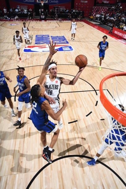 Elleby of the Portland Trail Blazers drives to the basket against the LA Clippers during the 2021 Las Vegas Summer League on August 10, 2021 at the...