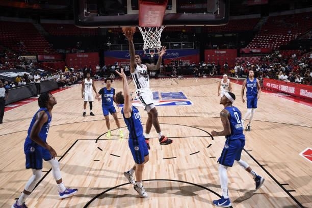 Antonio Blakeney of the Portland Trail Blazers drives to the basket against the LA Clippers during the 2021 Las Vegas Summer League on August 10,...