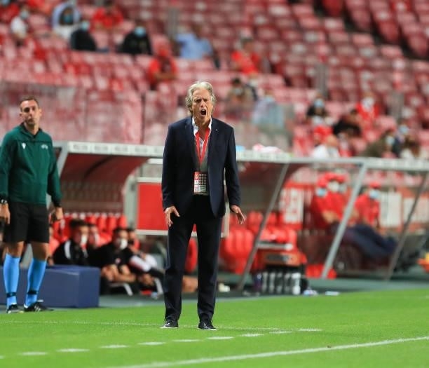 Jorge Jesus of SL Benfica during the UEFA Champions League Third Qualifying Round Leg One match between SL Benfica and Spartak Moskva at on August...