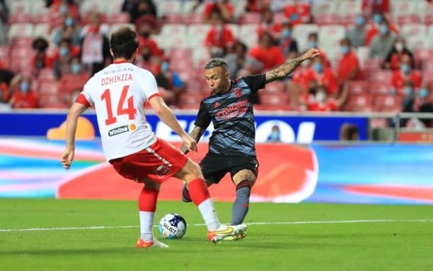 Everton of SL Benfica in action during the UEFA Champions League Third Qualifying Round Leg One match between SL Benfica and Spartak Moskva at on...