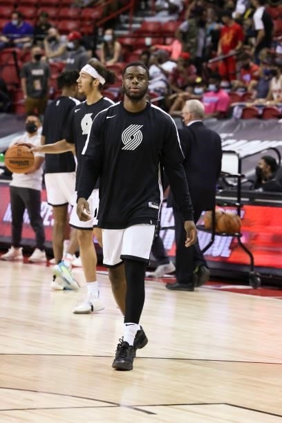 Emmanuel Mudiay of the Portland Trail Blazers warms up before the game against the LA Clippers during the 2021 Las Vegas Summer League on August 10,...