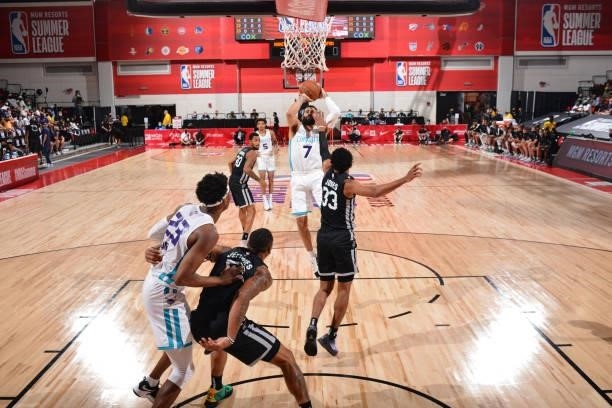 Grant Riller of the Charlotte Hornets shoots the ball against the San Antonio Spurs during the 2021 Las Vegas Summer League on August 12, 2021 at the...
