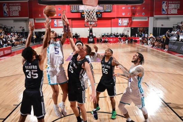 James Bouknight of Charlotte Hornets shoots the ball against the San Antonio Spurs during the 2021 Las Vegas Summer League on August 12, 2021 at the...