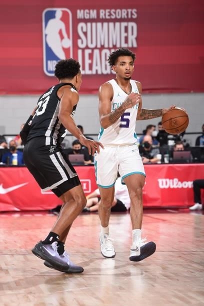 James Bouknight of Charlotte Hornets dribbles the ball against the San Antonio Spurs during the 2021 Las Vegas Summer League on August 12, 2021 at...