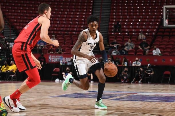 Jaden McDaniels of the Minnesota Timberwolves handles the ball against the Chicago Bulls during the 2021 Las Vegas Summer League on August 12, 2021...