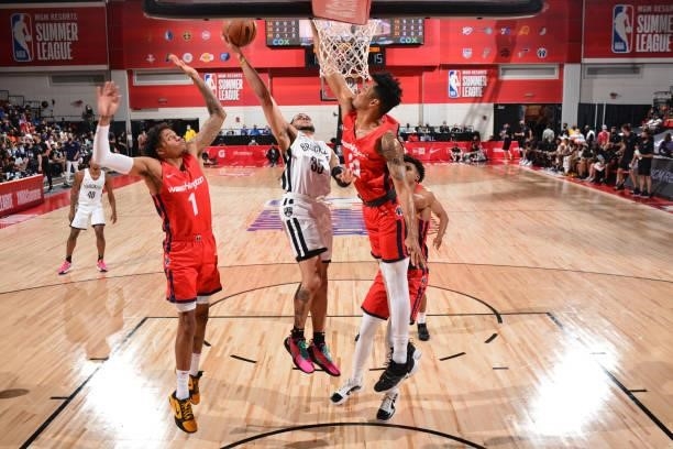 Quinndary Weatherspoon of the Brooklyn Nets shoots the ball against the Washington Wizards during the 2021 Las Vegas Summer League on August 12, 2021...