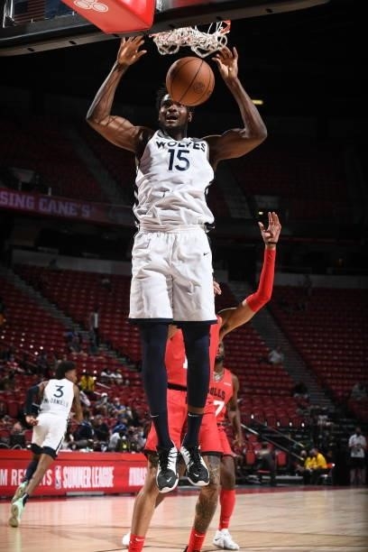 John Egbunu of the Minnesota Timberwolves dunks the ball against the Chicago Bulls during the 2021 Las Vegas Summer League on August 12, 2021 at the...