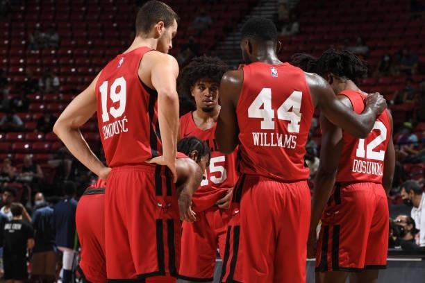 The Chicago Bulls huddle up during the game against the Minnesota Timberwolves during the 2021 Las Vegas Summer League on August 12, 2021 at the...