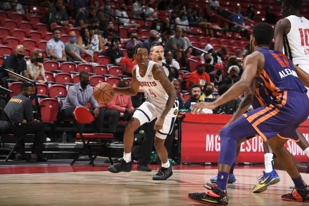 Nah'Shon Hyland of the Denver Nuggets handles the ball against the Phoenix Suns during the 2021 Las Vegas Summer League on August 12, 2021 at the...
