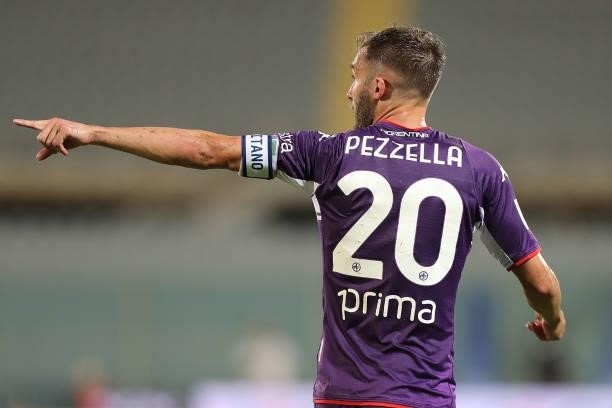 German Pezzella of ACF Fiorentina in action during the Coppa Italia match between ACF Fiorentina and Cosenza at Artemio Franchi on August 13, 2021 in...