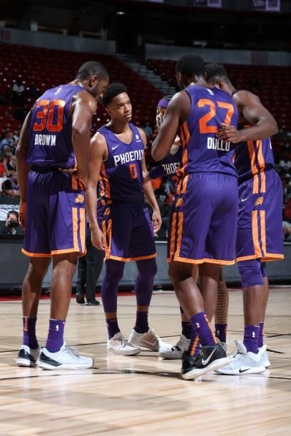 Ty-Shon Alexander and the Phoenix Suns huddle during the game against the Denver Nuggets during the 2021 Las Vegas Summer League on August 12, 2021...