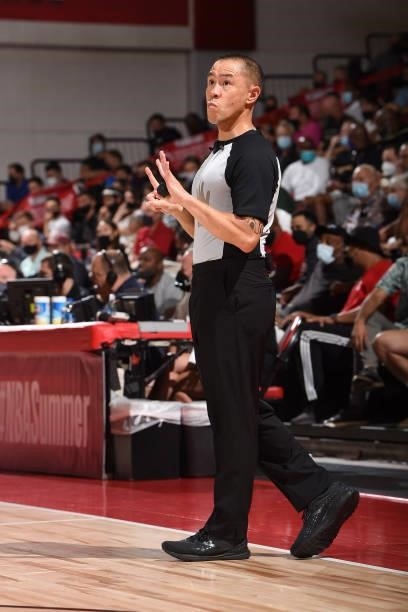 Official Jason Alabanza signals during the Utah Jazz game against the Miami Heat during the 2021 Las Vegas Summer League on August 13, 2021 at the...