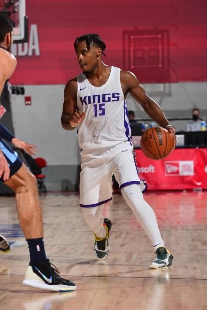 Davion Mitchell of the Sacramento Kings handles the ball against the Memphis Grizzlies during the 2021 Las Vegas Summer League on August 13, 2021 at...