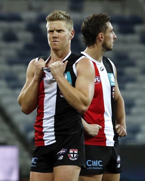 Dan Hannebery of the Saints reacts after a loss during the 2021 AFL Round 22 match between the Geelong Cats and the St Kilda Saints at GMHBA Stadium...
