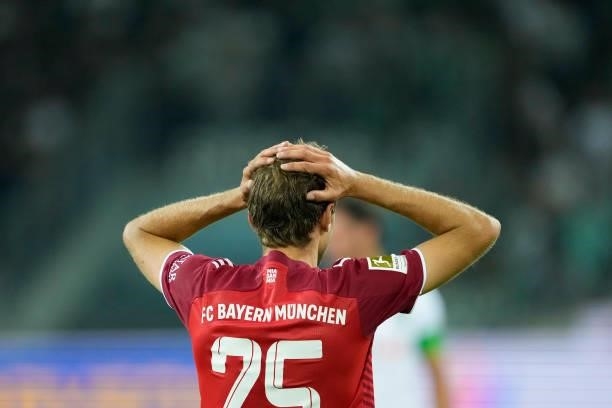 Thomas Mueller of Bayern Muenchen gestures during the Bundesliga match between Borussia Moenchengladbach and FC Bayern Muenchen at Borussia-Park on...