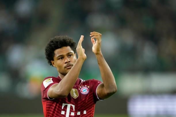 Serge Gnabry of Bayern Muenchen gestures during the Bundesliga match between Borussia Moenchengladbach and FC Bayern Muenchen at Borussia-Park on...
