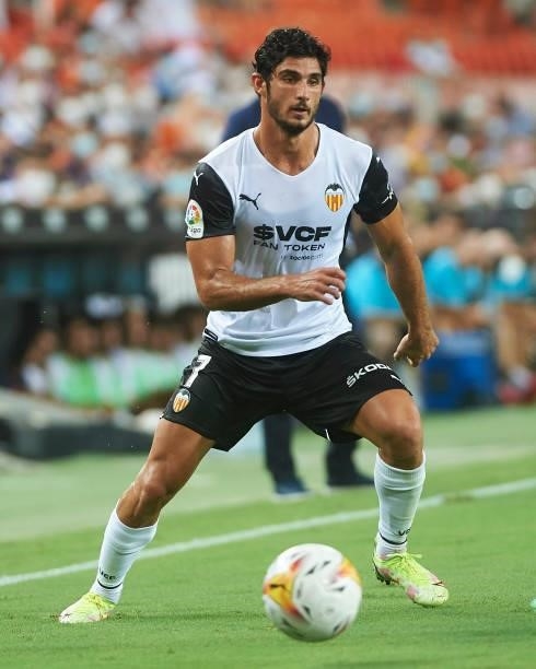 Gonzalo Guedes of FC Valencia controls the ball during the La Liga Santader match between Valencia CF and Getafe CF at Estadio Mestalla on August 13,...